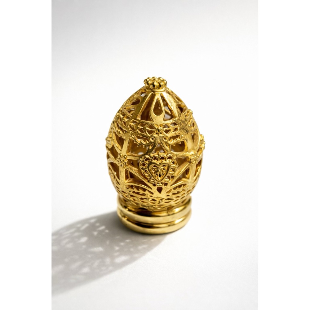 Vintage Golden Filigree Treasure of Eggs Collectible Ornate 80's Artsy